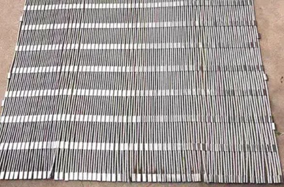 Тросовая сетка из нержавеющей стали: идеальный выбор для современной архитектуры и систем безопасности.